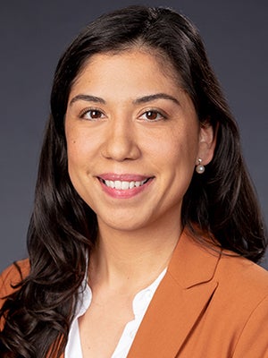 Photo of Laura Torres