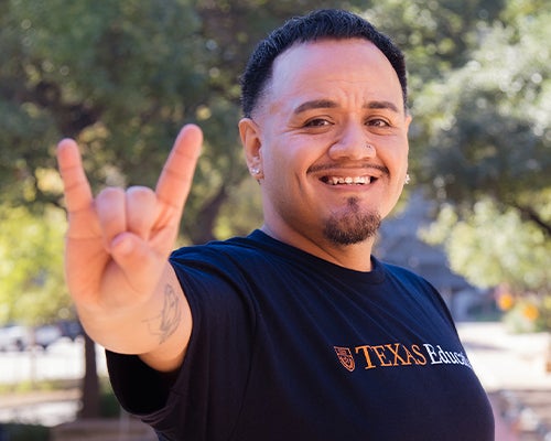 Photo of Armando Lizarraga