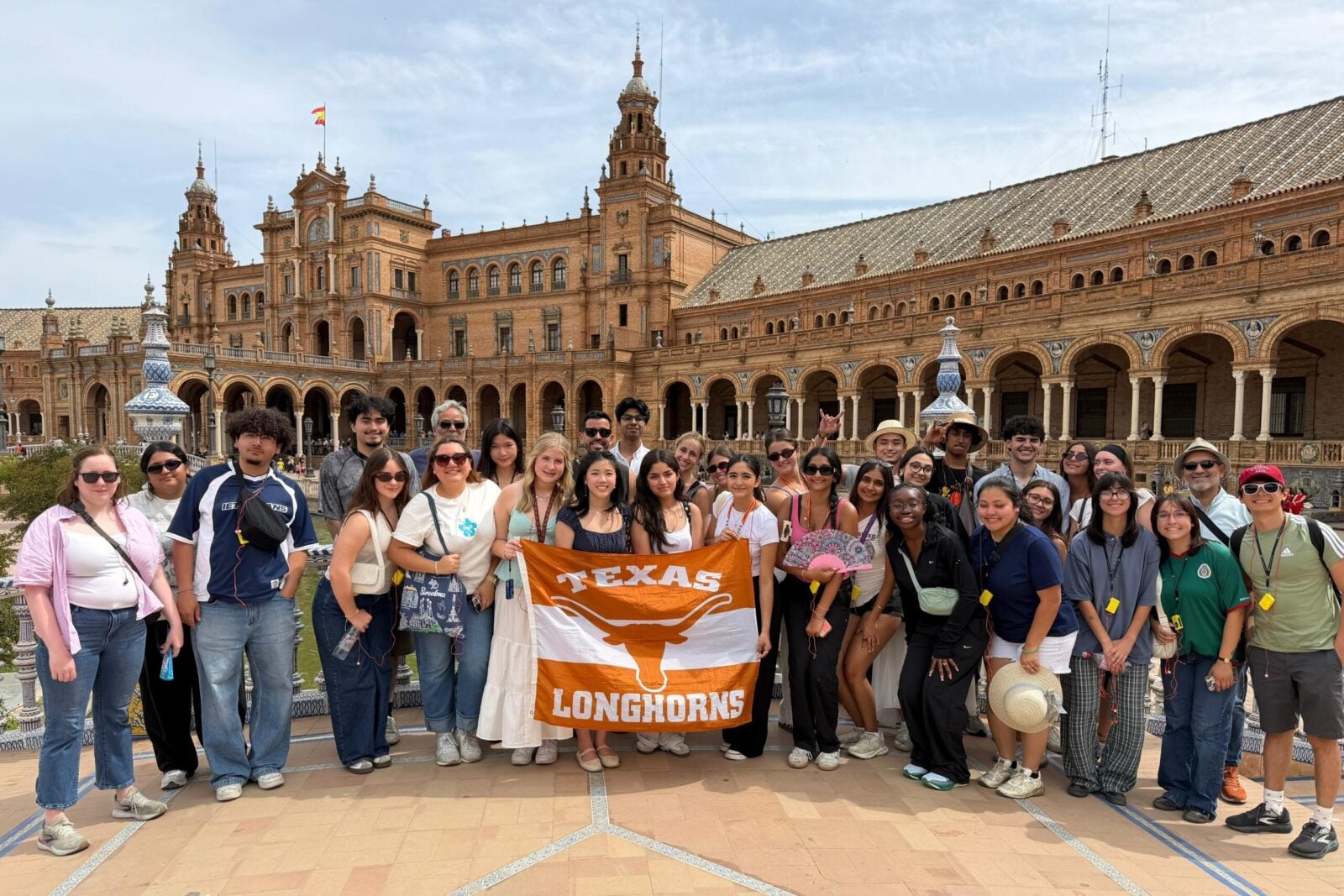 Go Global: Students Expand Horizons Abroad